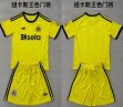 2025-2026 Newcastle club yellow goalkeeper soccer jerseys